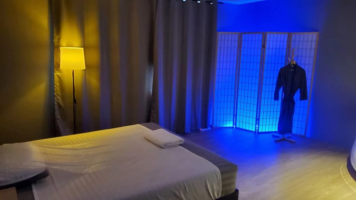 C-Body Spa Club massage shop photo 11