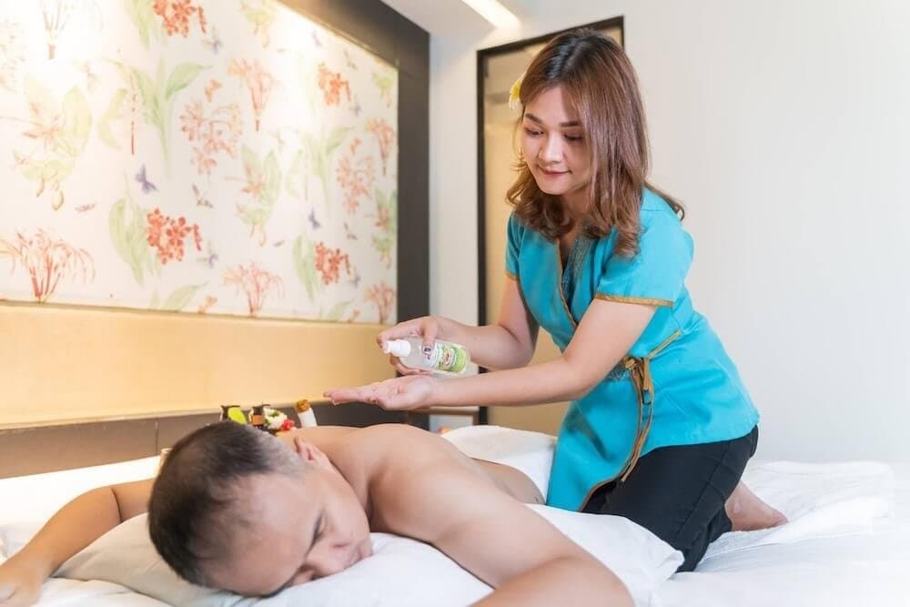 Similan Thai Massage massage shop photo 8