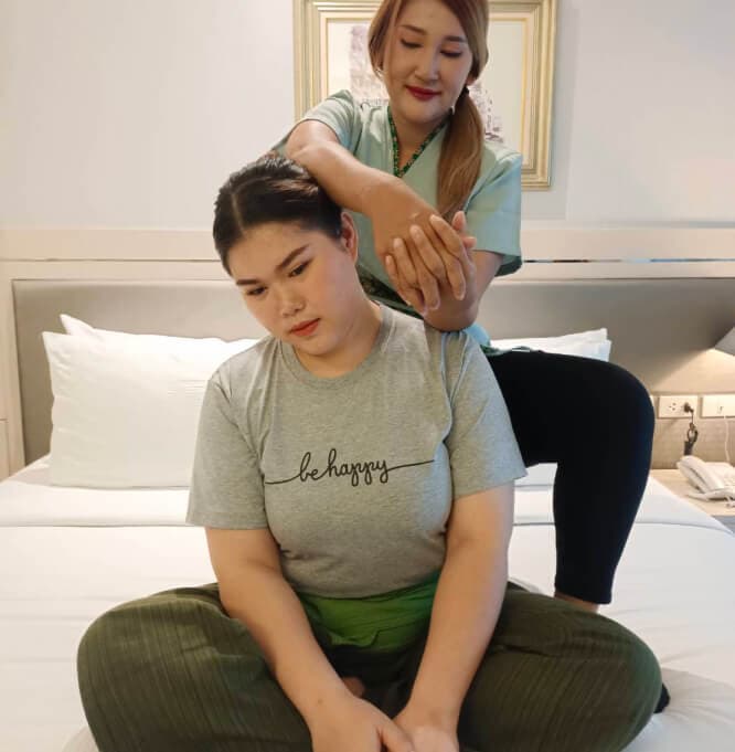 Ploen Massage (Outcall) massage shop photo 11